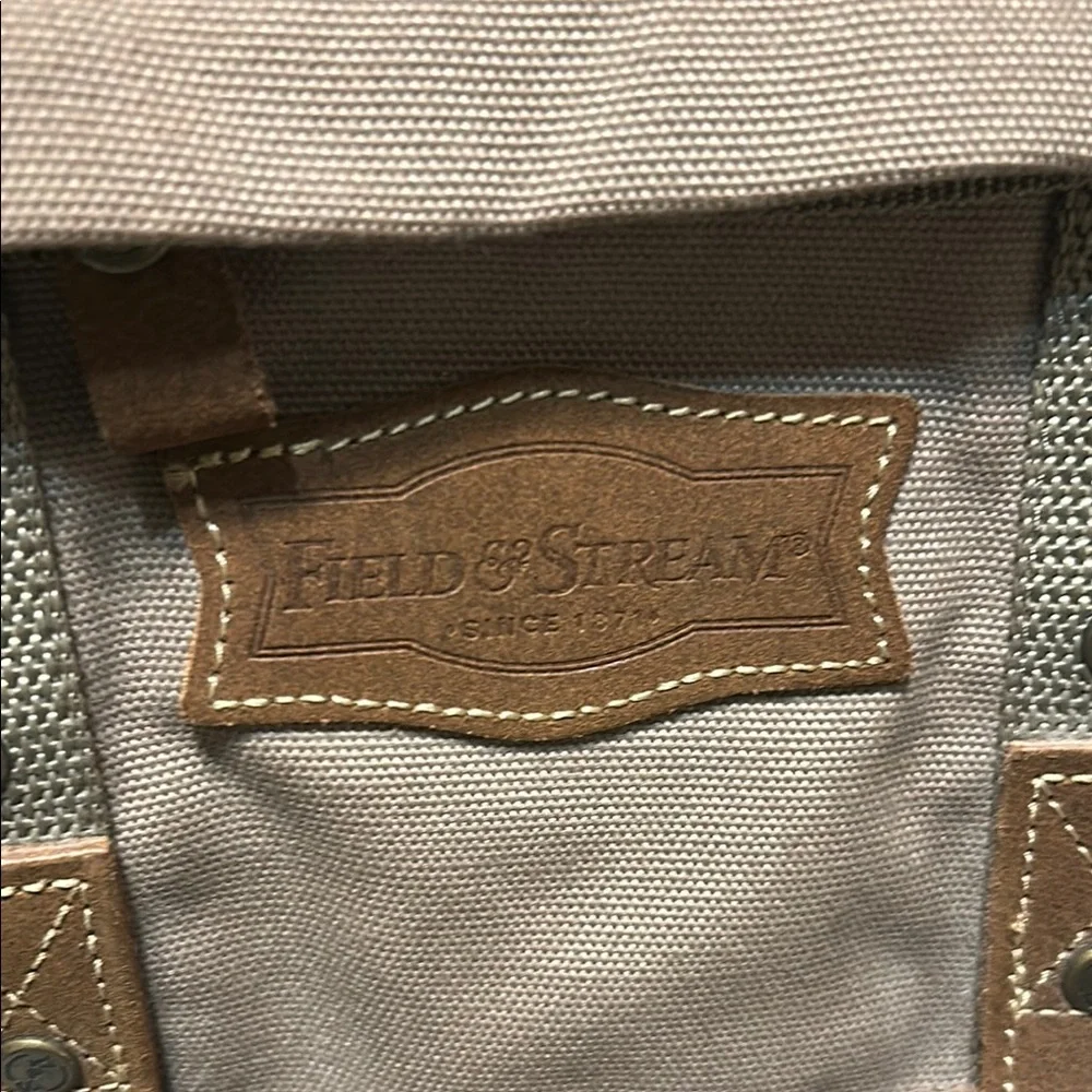 Field and Stream Men's Tan Canvas Crossbody Bag
